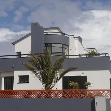 Bed & Breakfast Beachhaus Slide Vagos