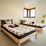Beachhaus Slide * Vagos